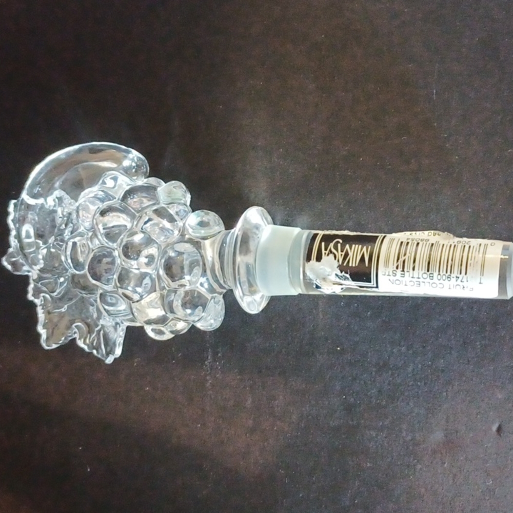 Mikasa Grape Wine Stopper Fruit Collection NWT